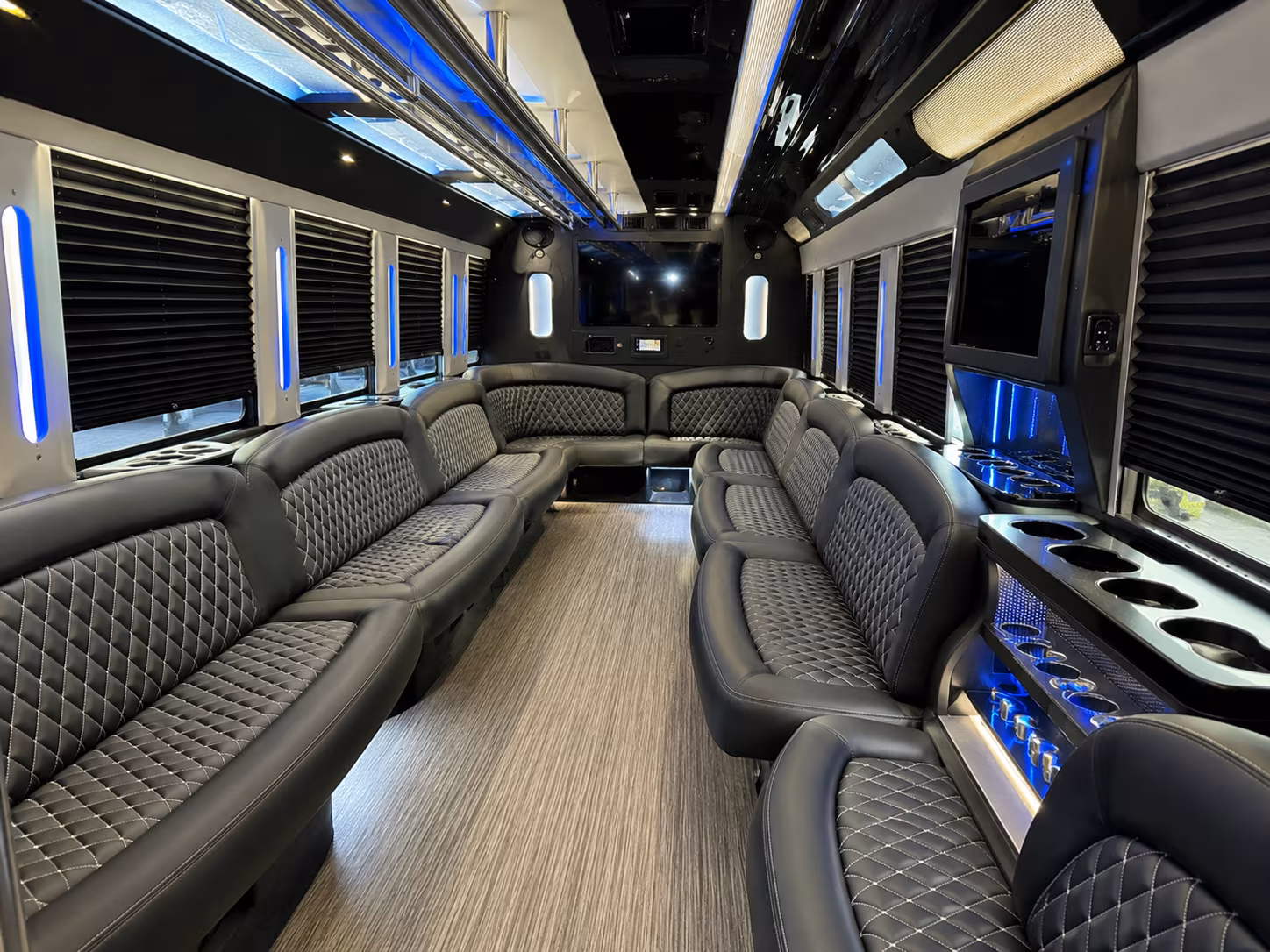 novi bus rentals