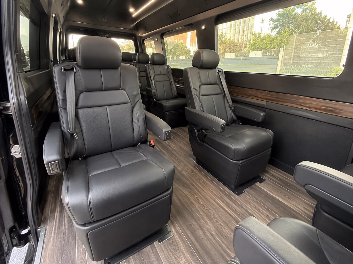 Rochester Hills Wine Tour & Brewery Transportation