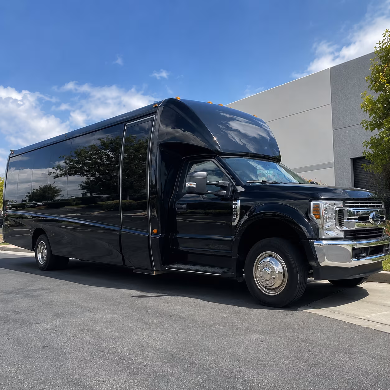 royal oak bus rentals